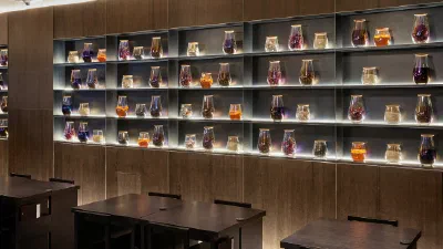 「キョチョン筆房（キョチョンピルバン）: 新しい味と雰囲気を体験する、教村チキンのフラッグシップストア」